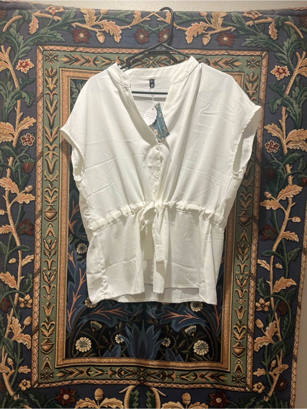 Women's Cream Short-Sleeve Button-Front Tie-Waist Blouse